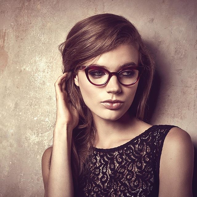 Glasses & Frames
